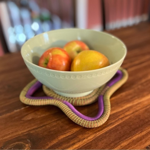 Pine Needle Wrapped Handwoven Honduran Trivet-$ for Women in Honduras 🇭🇳 - Picture 3 of 4